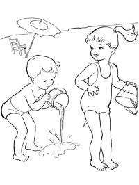 enfants jouant avec l'eau
