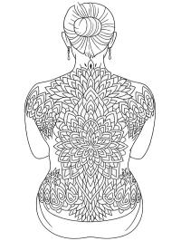 Tatouage mandala dans le dos