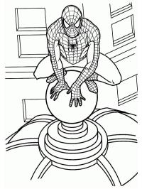 Spiderman grimpe sur le bâtiment
